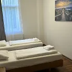 Othman Pfarrstrasse 54, Eg Appartement