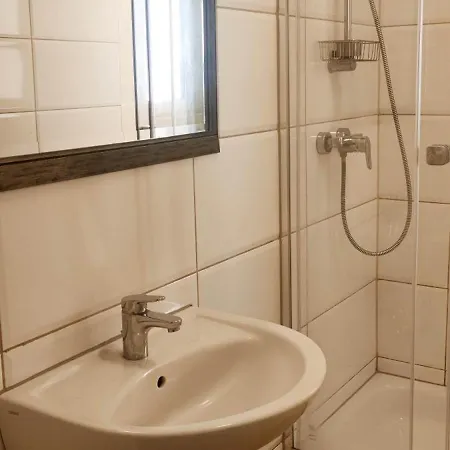 Apartment Othman Pfarrstrasse 54, Eg Hannover