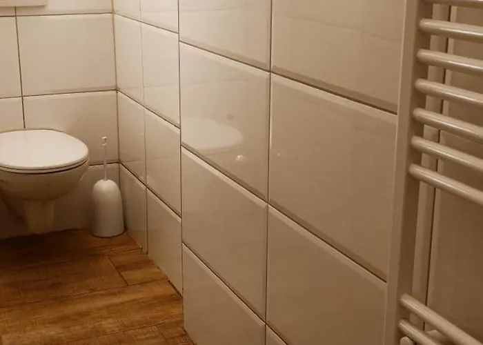 Othman Pfarrstrasse 54, Eg *