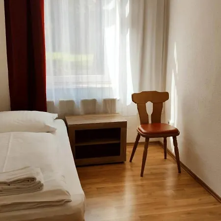 Othman Pfarrstrasse 54, Eg Hannover